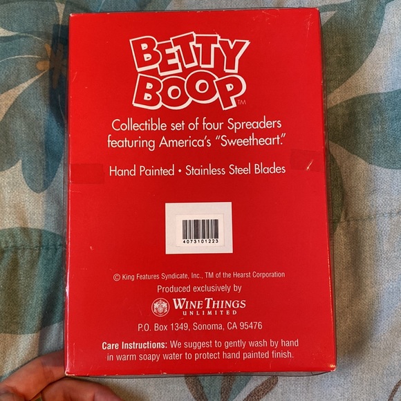 Vintage Limited Edition Betty Boop spreaders - Picture 4 of 6